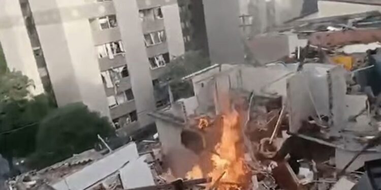 Três pessoas ficam feridas em explosão na zona oeste de SP