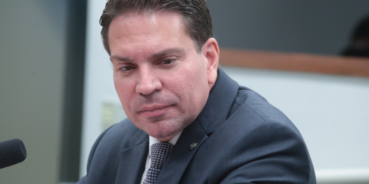 Governo brasileiro aguarda resposta dos EUA sobre extradição de Alexandre Ramagem